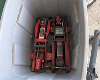 Hydraulic Floor Jacks 