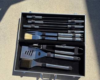 Bbq Grill Set In Holder