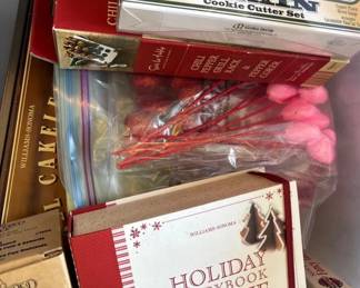 Holiday Kitchen And Baking Supplies