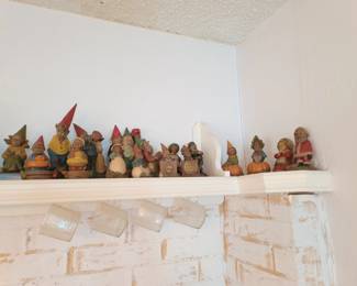 Tom Clark Figurines