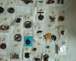 Military Pins & Metals