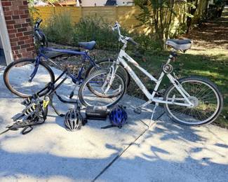 Specialized Cannondale Bike Bundle Includes Car Rack, Air Pump, and Two Helmets
