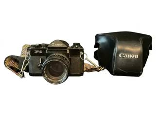 Vintage Canon F1 35mm SLR Film Camera W FD 50mm Lens Shell Case