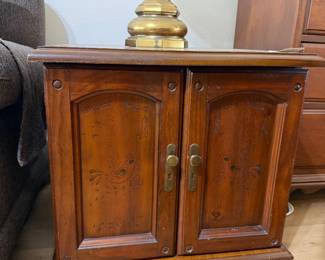 #10. $60 Square end table cabinet 21H,22W,25D