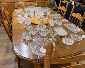 #18. $100 Oak dining table. As-is