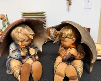 #22. $160 Iconic Himmel boy&girl with umbrella pair
