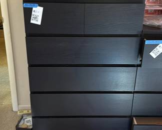 Lot 10: Black Five-Drawer Storage Dresser