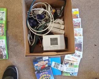 Lot 153: Nintendo GameCube, Wii Accessories, and Video Games