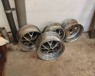 Lot 184: Four Automotive Alloy Wheel Rims