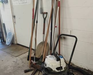 Lot 199: HART 8 Gallon Wet/Dry Vacuum and Assorted Yard Tools