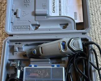 Lot 73: Dremel 3000 Rotary Tool Kit
