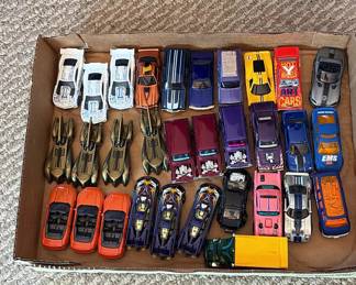 Lot 62: Assorted Hot Wheels Die-Cast Toy Cars