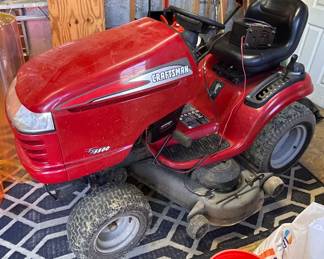 Craftsman riding tractor