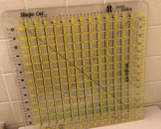 Shape Cut quilting ruler and slotted cutting guide
