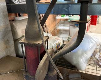 Shop press and garage equipment