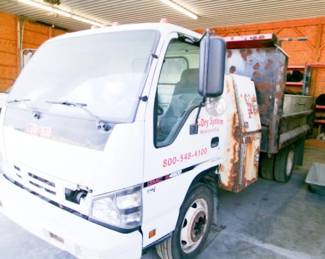 2007 GMC 5YD DUMP