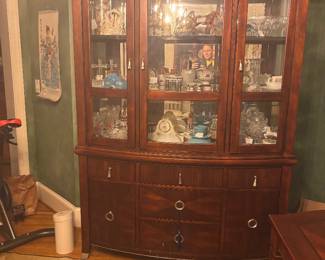 China cabinet, goes with table