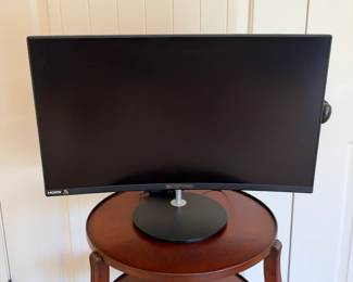 Sceptre T27 curved monitor with stand and pictured power adapter. Display table excluded; see CTBids lot details.
