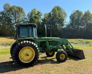 JOHN DEERE TRACTOR