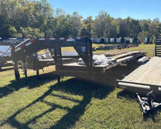 TRAILERS PLUS 25’ GOOSENECK TRAILER