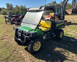 JOHN DEERE XUV 855M