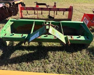 FRONTIER BB1072 3PT 6’ BOX BLADE