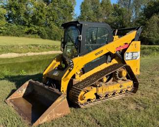 CAT SKID STEER