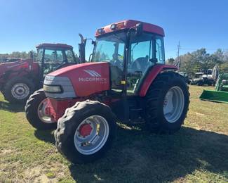 MCCORMICK CX75 4x4 CAB TRACTOR