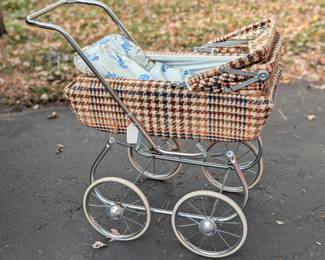 Doll carriage
