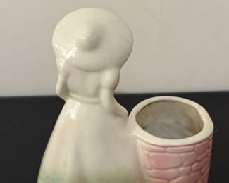 Vintage Shawnee Pottery Southern Belle at the Well Planter second image
