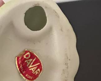 Davar Originals Figurine second image