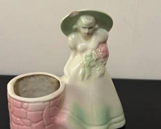 Vintage Shawnee Pottery Southern Belle at the Well Planter