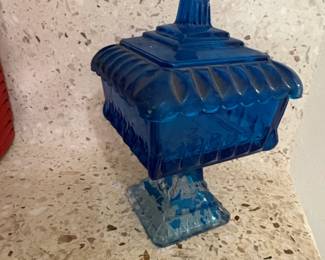 Vintage Jeannette Glass Cobalt Blue Wedding Box Pedestal Candy Dish