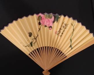 Vintage Chinese HandPainted Folding Fan