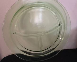Depression Glass Uranium Divided Grill Plate third image