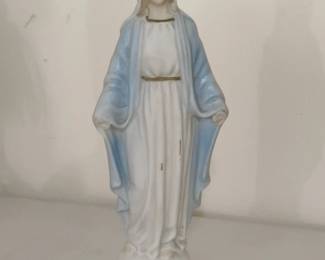 Vintage Porcelain Virgin Mary Figurine