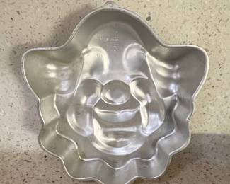 Vintage Wilton Bozo the Clown Cake Pan