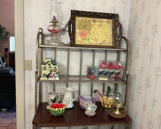 Assorted home decor