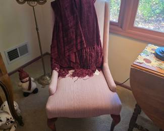 Lakewood Estate Sale~ Furniture, Collectibles, Holiday, Clothing, China, Jewelry and More, photo 5 of 40