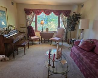 Lakewood Estate Sale~ Furniture, Collectibles, Holiday, Clothing, China, Jewelry and More, photo 1 of 40