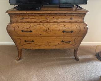 Beautiful accent chest. 4x 3x2. Heavy. Great deep drawers for storage.