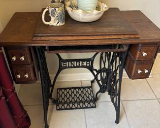 Antique singer sewing machine and table