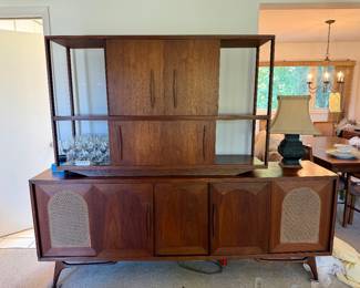 Broyhill Brasilia 2 Pc Buffet Bar Hutch
