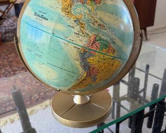 Repose Globe