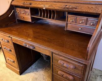 LOVELY OAK ROLL TOP DESK 54'W X 29"D X 45"H