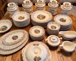 ROYAL QUEEN 22KT GOLD DISHES - ALL PIECES SOLD INDIVIDUALLY