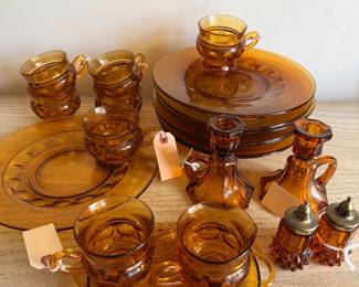 AMBER GLASS