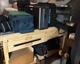Work bench