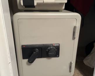 Smaller safe with combo