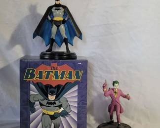 2 DC Comics Mini Superhero Statues Batman and the Joker Golden Age
